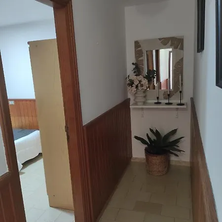 Albahaca's House بيت للعطل كانديلاريا
